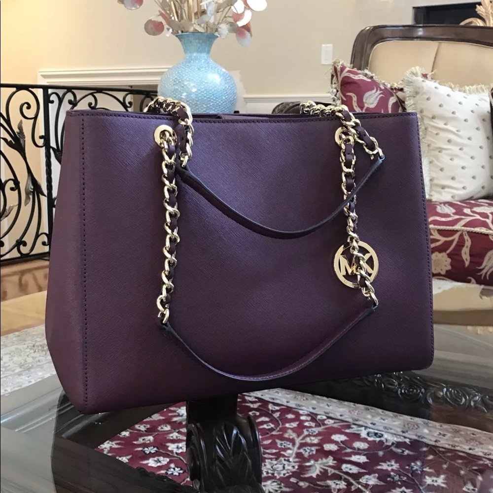 Authentic Michael kors large Susannah chain purse - Picture 4 of 8